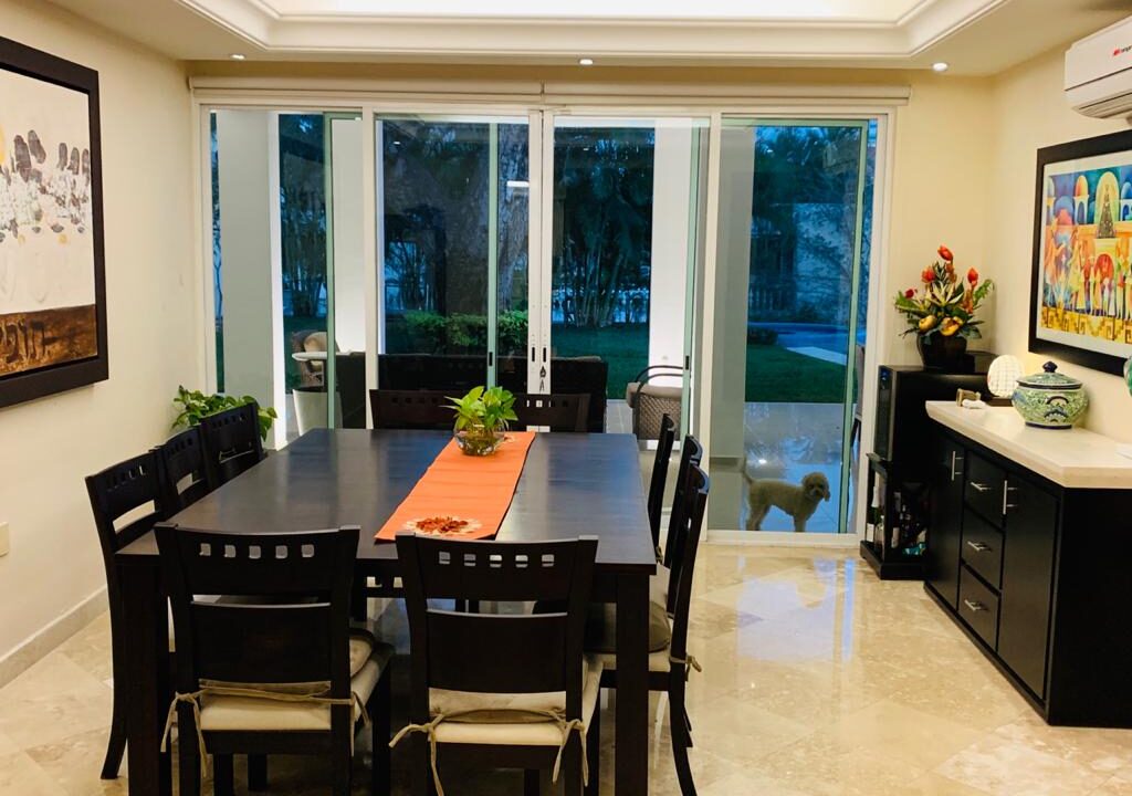 arlette-flores-vende-casa-estero-con-rio (12)