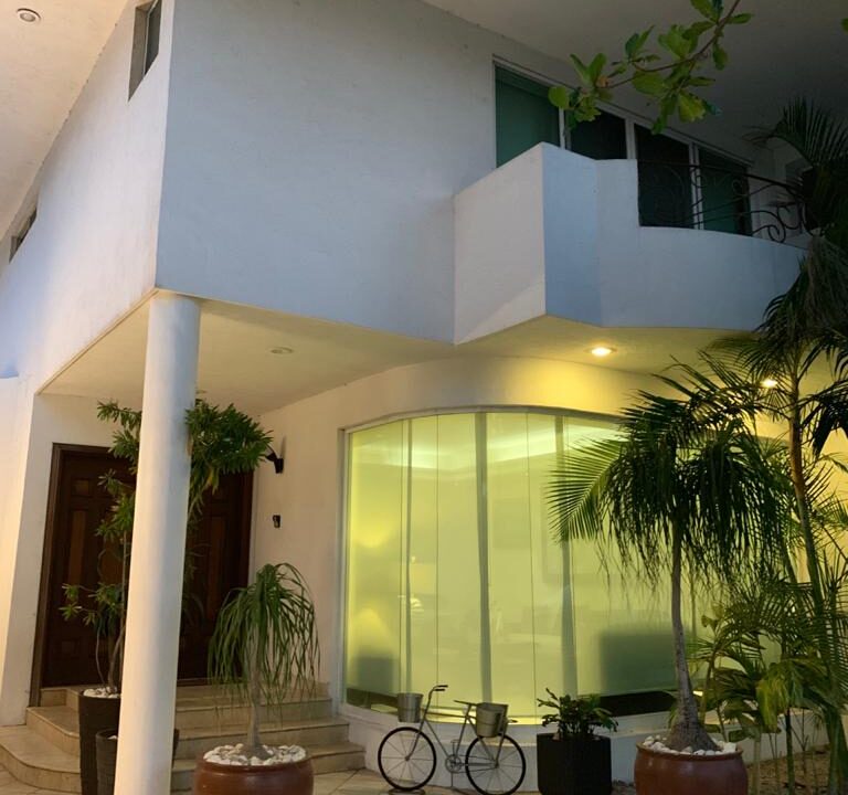 arlette-flores-vende-casa-estero-con-rio (15)