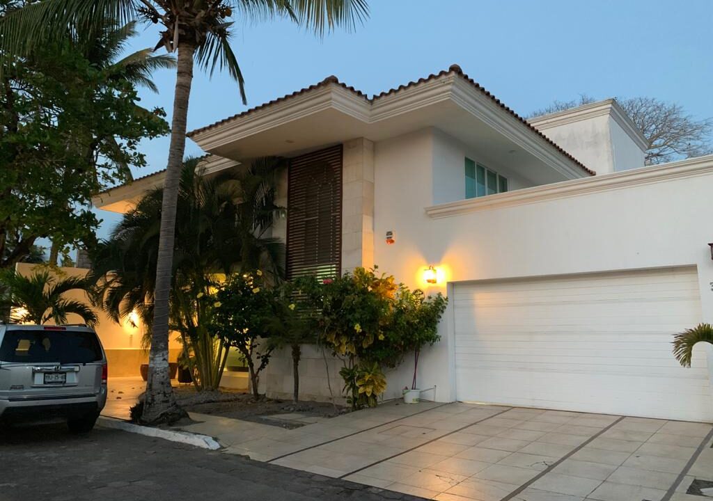 arlette-flores-vende-casa-estero-con-rio (8)