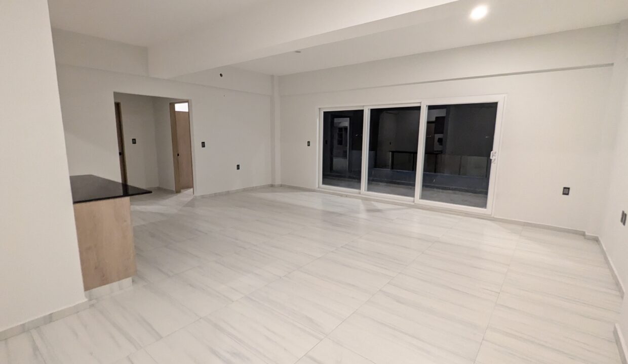 PXL_20240621_020950160