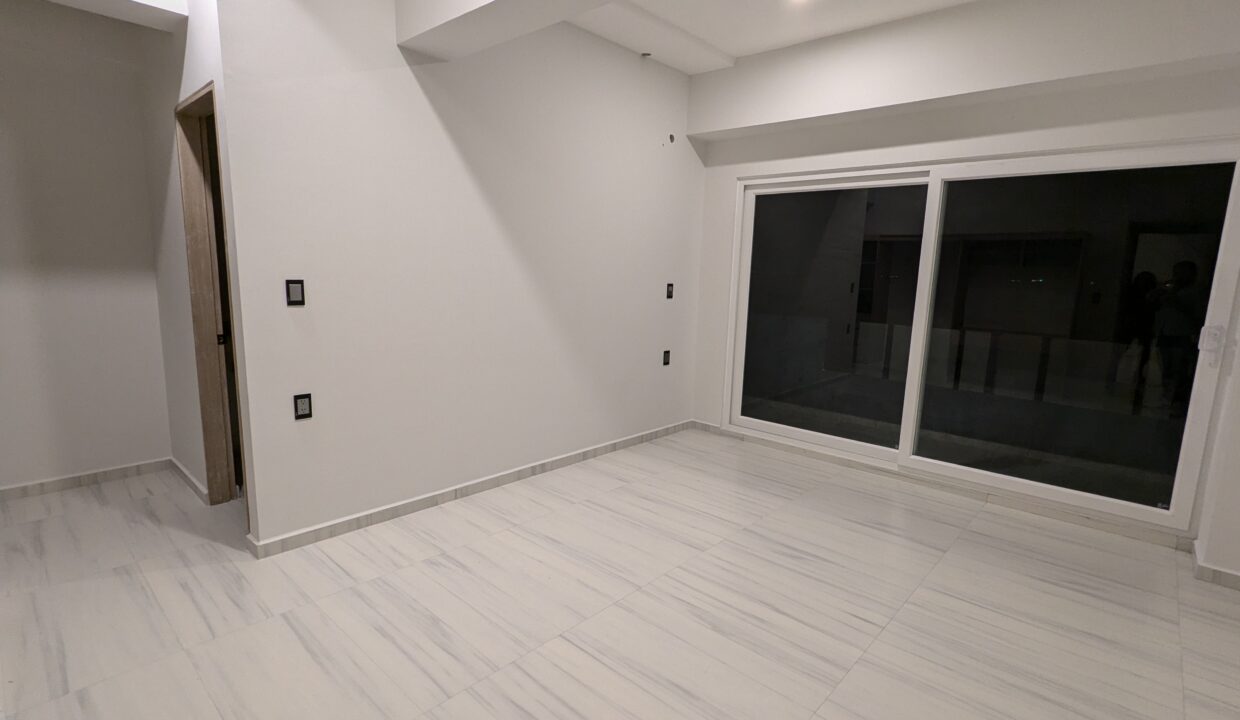 PXL_20240621_020726603