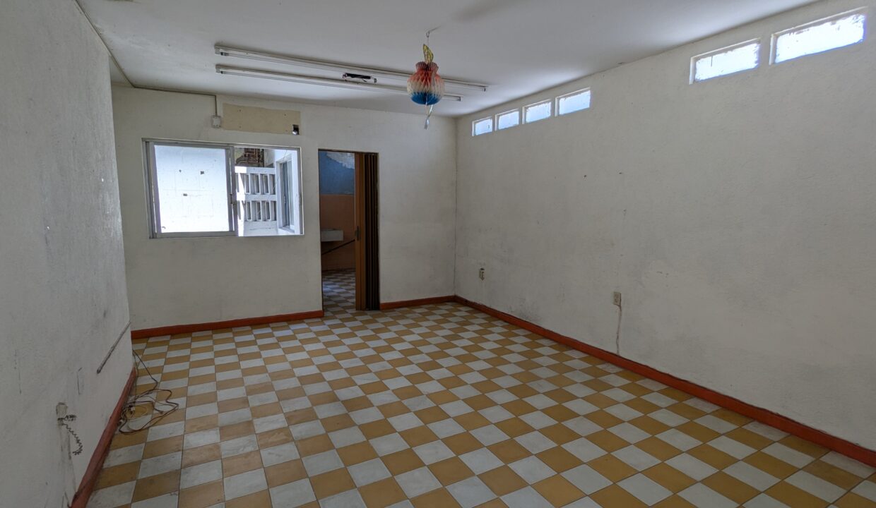 PXL_20250514_172041769
