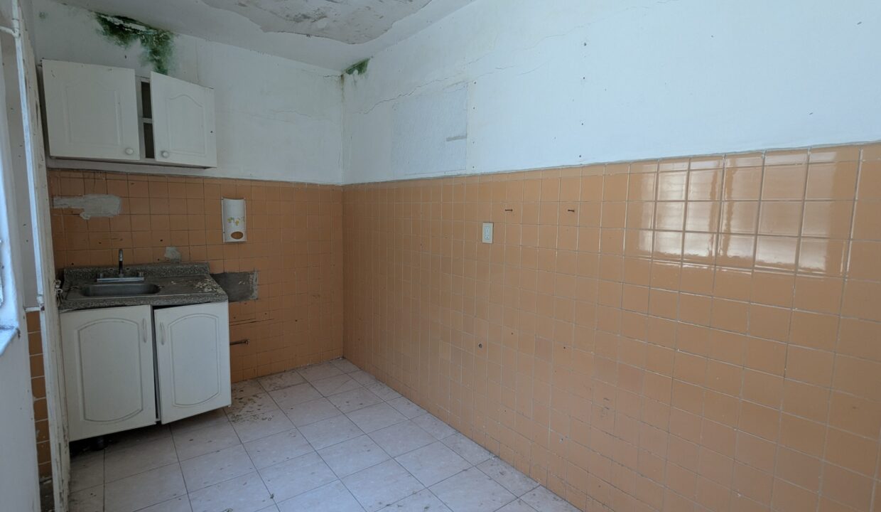 PXL_20250514_172400822