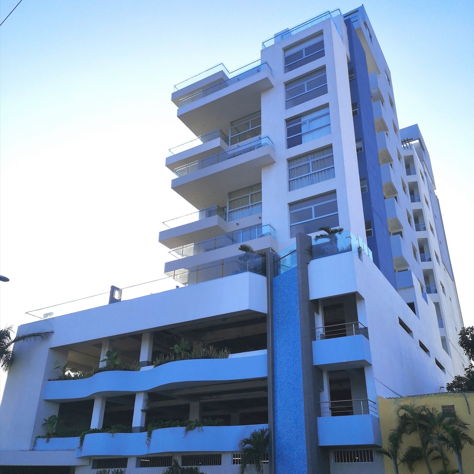 DEPARTAMENTO EN VENTA TORRE CORAL | ARLETTE FLORES