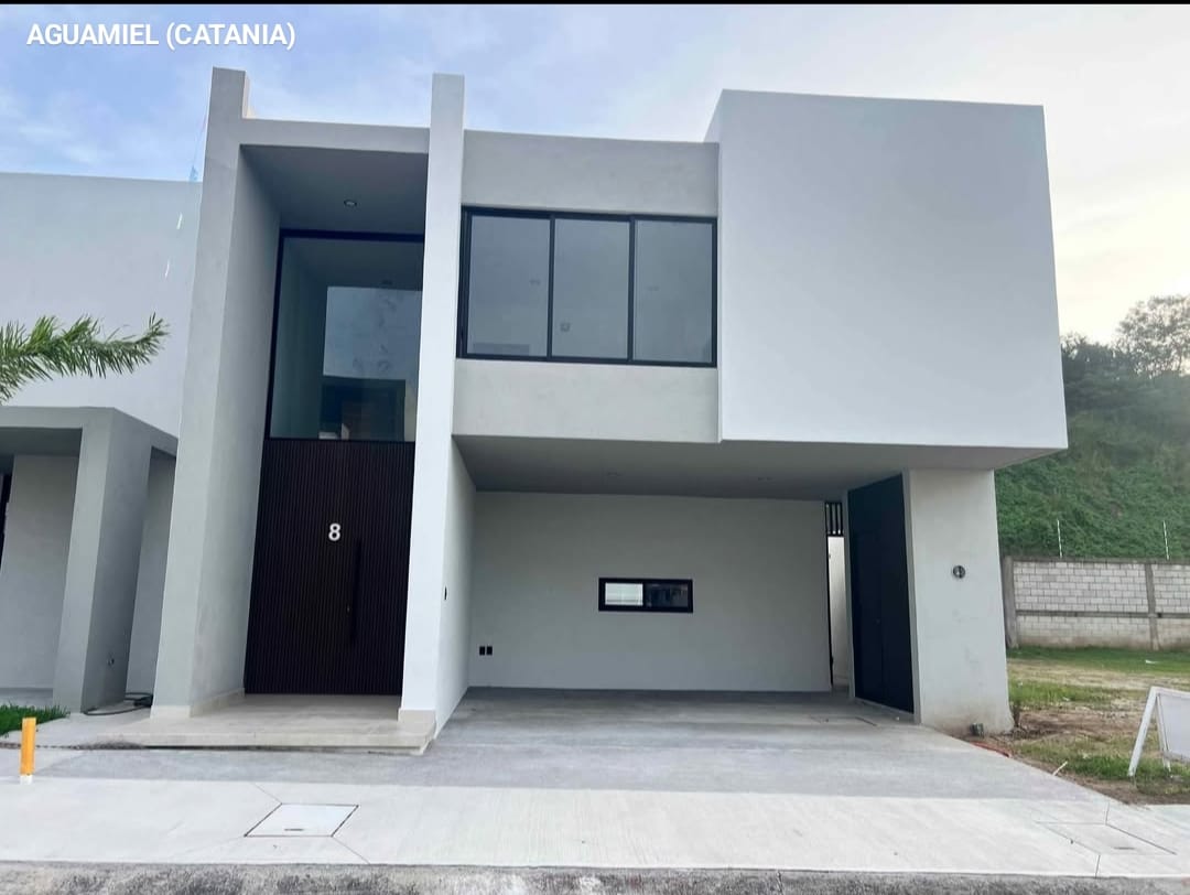 CASA EN VENTA EN LOMAS DEL DORADO RIVIERA VERACRUZANA | ARLETTE FLORES